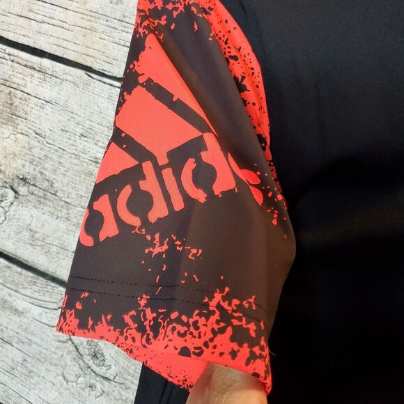 Adidas Poly Tee Size Small NWT - Picture 4 of 11